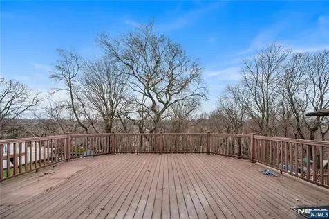 468 Morse Avenue Ridgefield NJ 07657