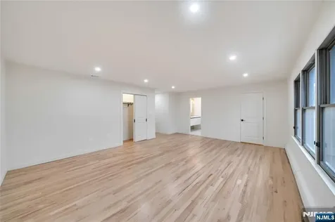 468 Morse Avenue Ridgefield NJ 07657