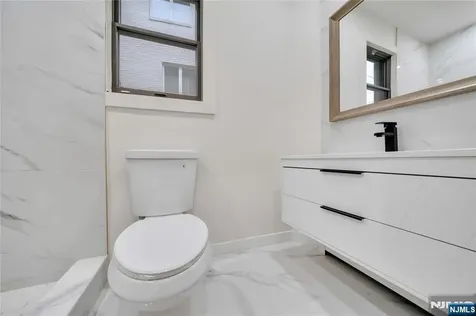 468 Morse Avenue Ridgefield NJ 07657