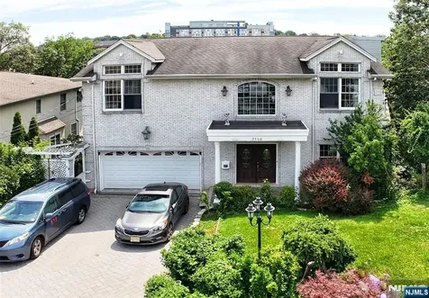 2186 Jones Road Fort Lee NJ 07024
