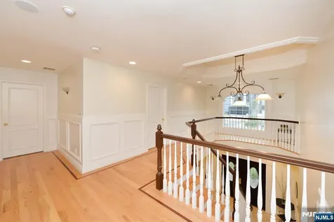 2186 Jones Road Fort Lee NJ 07024