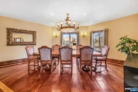 10 Fox Terrace Cliffside Park NJ 07010