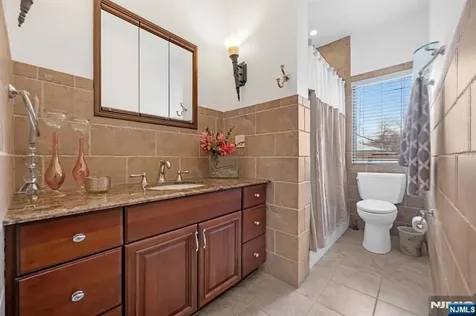10 Fox Terrace Cliffside Park NJ 07010