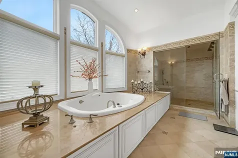 10 Fox Terrace Cliffside Park NJ 07010