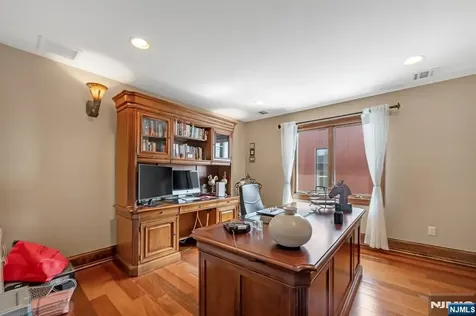 10 Fox Terrace Cliffside Park NJ 07010
