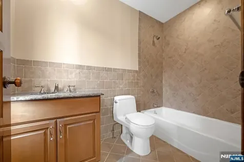 10 Fox Terrace Cliffside Park NJ 07010