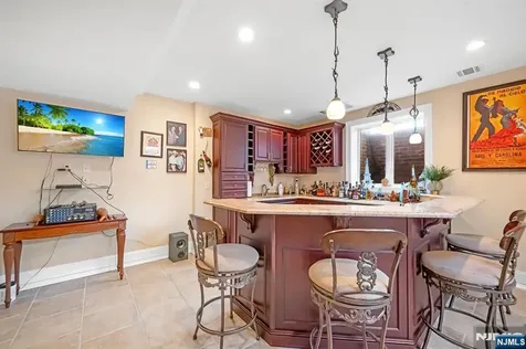 10 Fox Terrace Cliffside Park NJ 07010