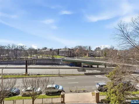 60 Parkway Drive East Orange NJ 07017