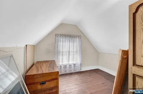 248 Donaldson Avenue Rutherford NJ 07070