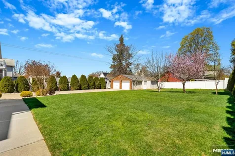 248 Donaldson Avenue Rutherford NJ 07070
