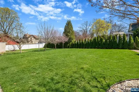 248 Donaldson Avenue Rutherford NJ 07070