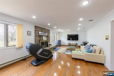 81 Crescent Avenue Mahwah NJ 07430
