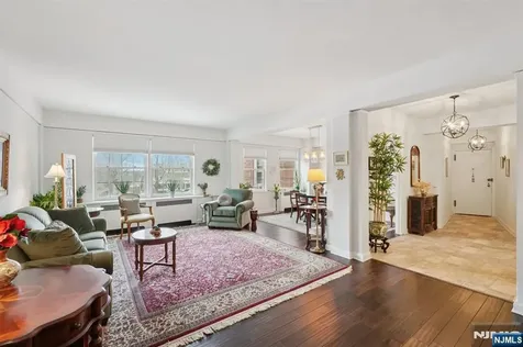 10 Crestmont Road Montclair NJ 07042