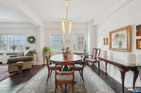 10 Crestmont Road Montclair NJ 07042