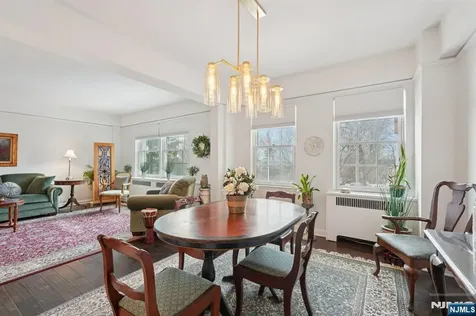 10 Crestmont Road Montclair NJ 07042