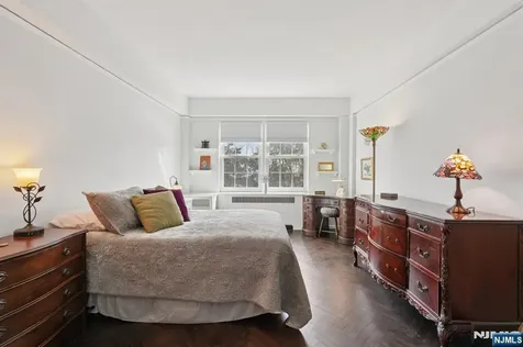 10 Crestmont Road Montclair NJ 07042