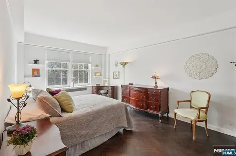 10 Crestmont Road Montclair NJ 07042