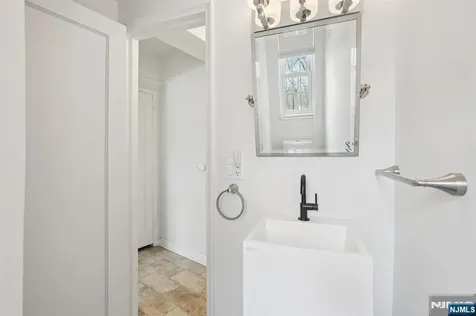 10 Crestmont Road Montclair NJ 07042