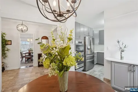 10 Crestmont Road Montclair NJ 07042