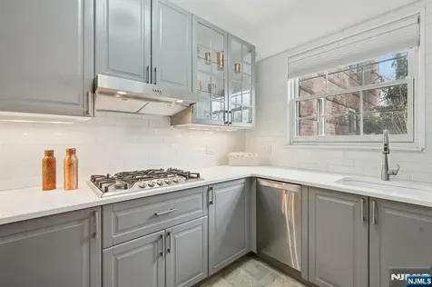 10 Crestmont Road Montclair NJ 07042