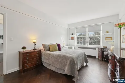 10 Crestmont Road Montclair NJ 07042