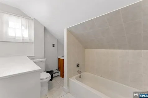 78-80 Girard Place Newark NJ 07108