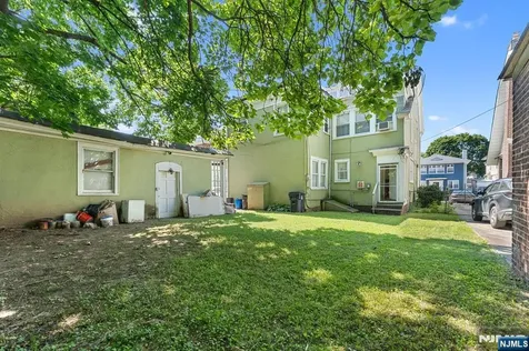78-80 Girard Place Newark NJ 07108