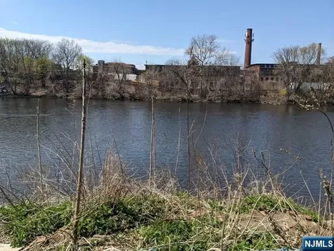 401 River Drive Garfield NJ 07026