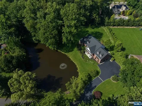 60 Brookside Drive Upper Saddle River NJ 07458