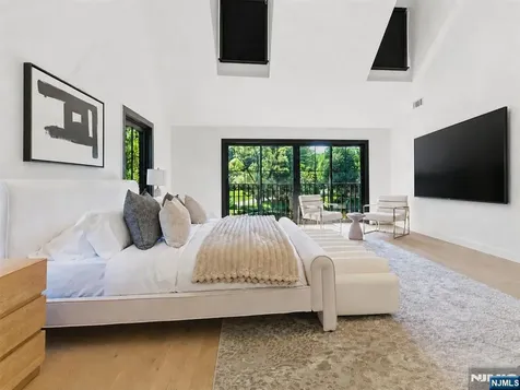 60 Brookside Drive Upper Saddle River NJ 07458