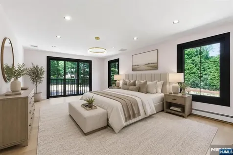 60 Brookside Drive Upper Saddle River NJ 07458