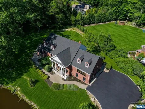 60 Brookside Drive Upper Saddle River NJ 07458