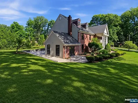 60 Brookside Drive Upper Saddle River NJ 07458