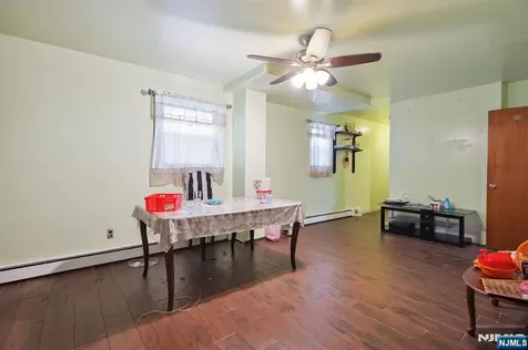 109 Dixon Avenue Paterson NJ 07501
