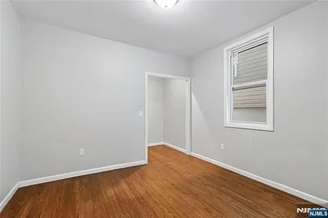 543 N Grove Street East Orange NJ 07017