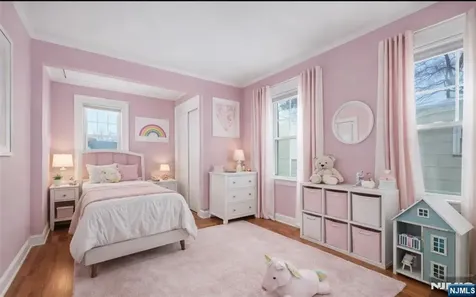 33 Beaumont Place Newark NJ 07104