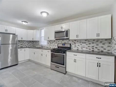 198 17th Street East Orange NJ 07017