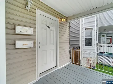198 17th Street East Orange NJ 07017