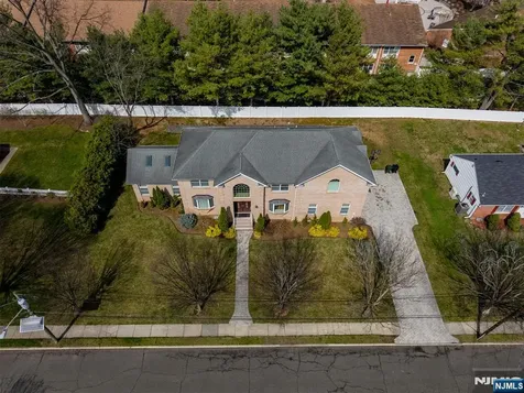 683 Victoria Avenue Paramus NJ 07652