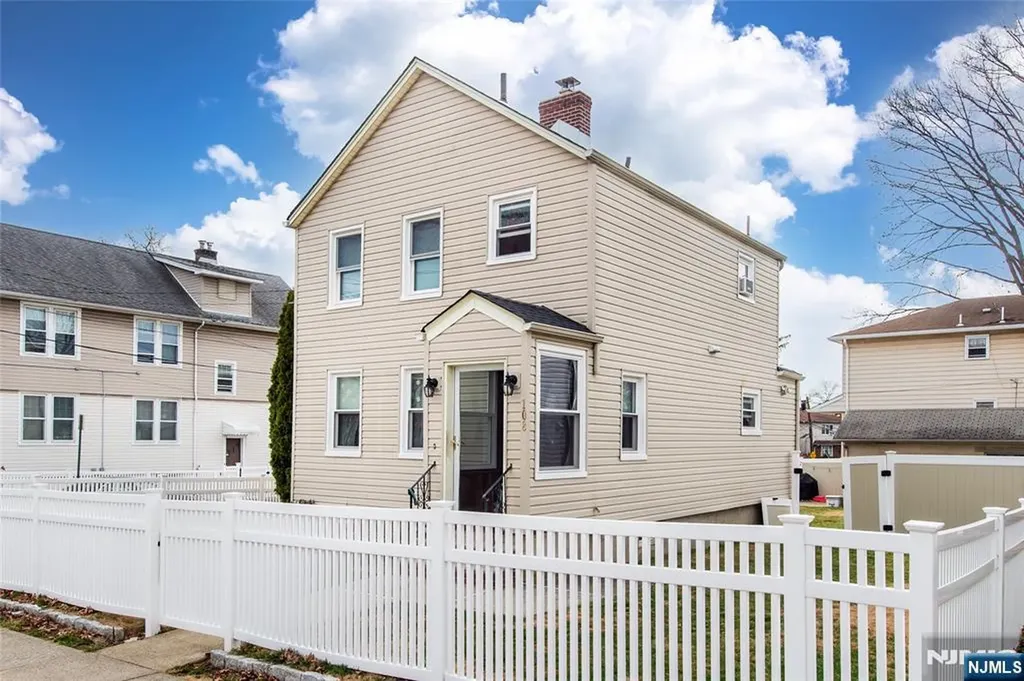 108 Walnut Street Bloomfield NJ 07003