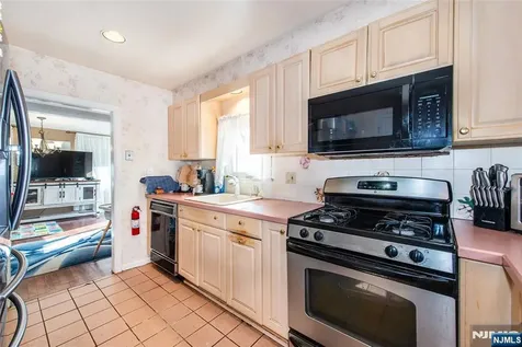 108 Walnut Street Bloomfield NJ 07003