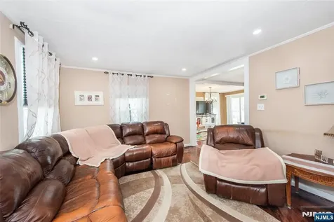108 Walnut Street Bloomfield NJ 07003