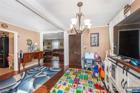 108 Walnut Street Bloomfield NJ 07003