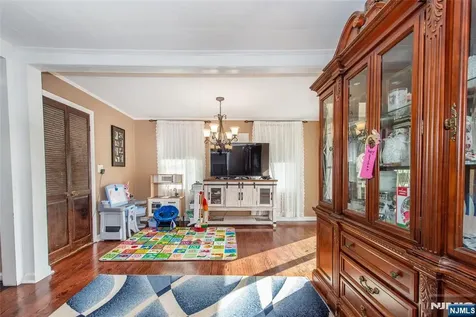108 Walnut Street Bloomfield NJ 07003