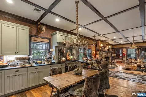 26 Short Road Bloomingdale NJ 07420
