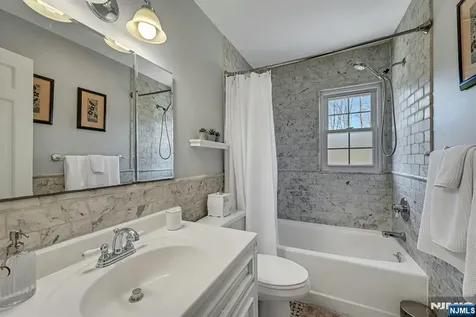 251 Paul Court Hillsdale NJ 07642