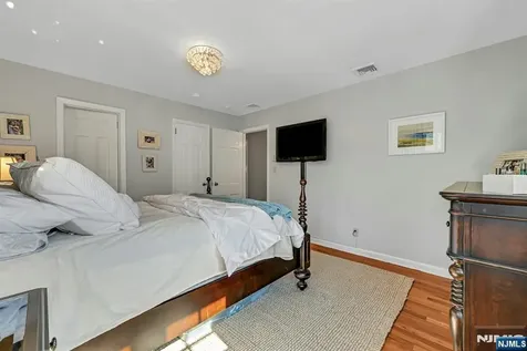 251 Paul Court Hillsdale NJ 07642