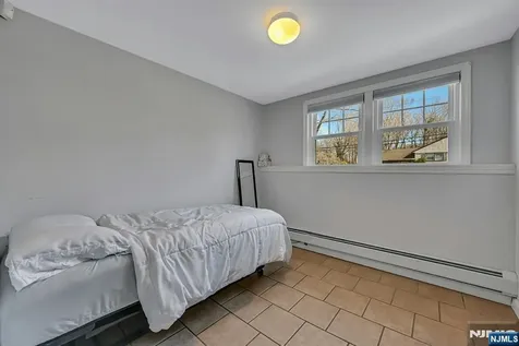 251 Paul Court Hillsdale NJ 07642