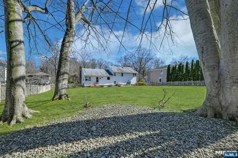 251 Paul Court Hillsdale NJ 07642