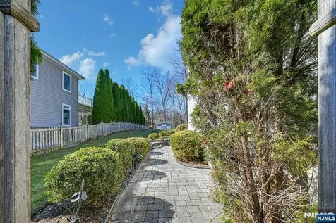 251 Paul Court Hillsdale NJ 07642